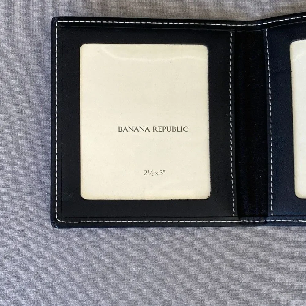 Banana Republic Genuine Leather Bifold Double Photo Holder 2.5 x 3 Black